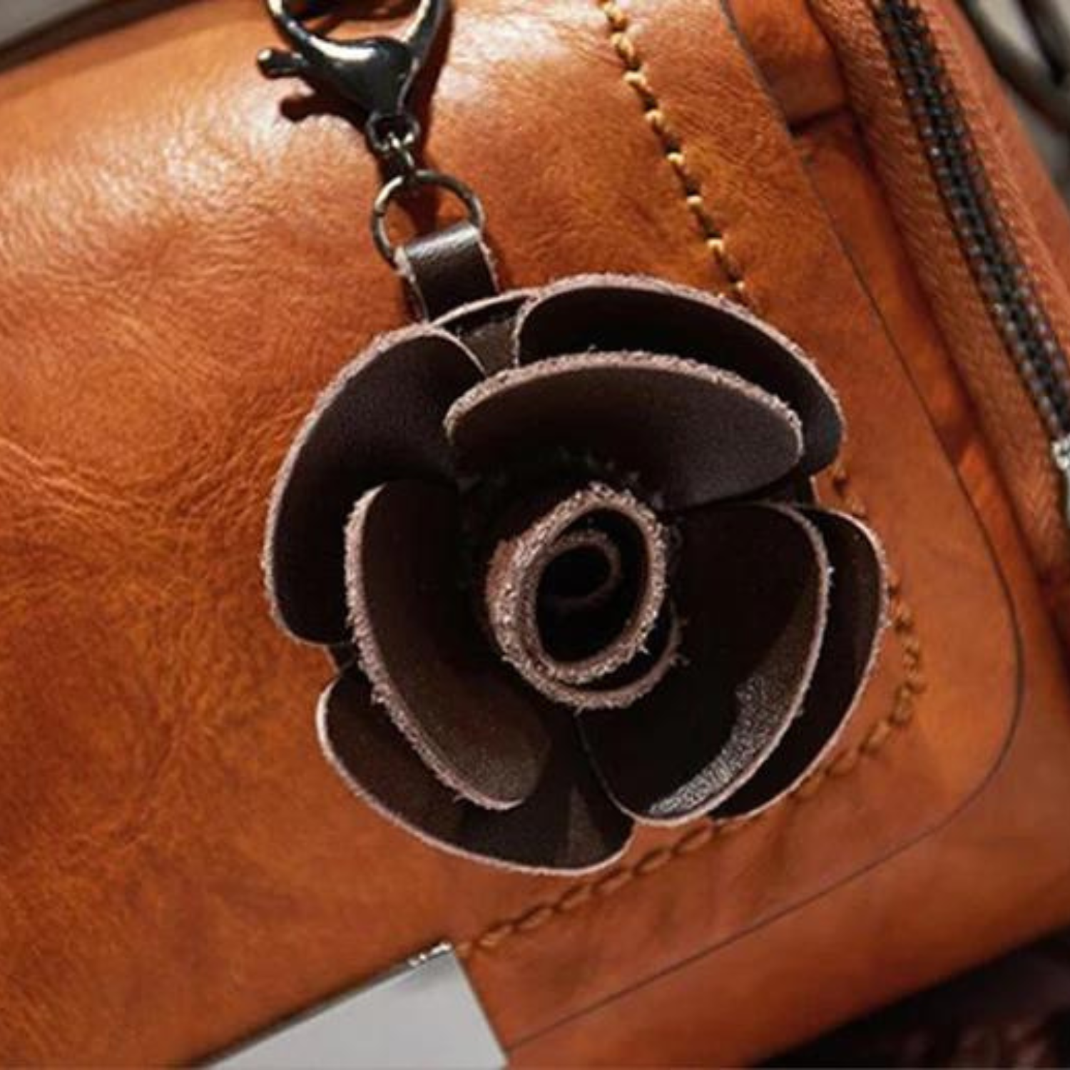 Schicke florale Eleganz – Fashion Boston Handtasche