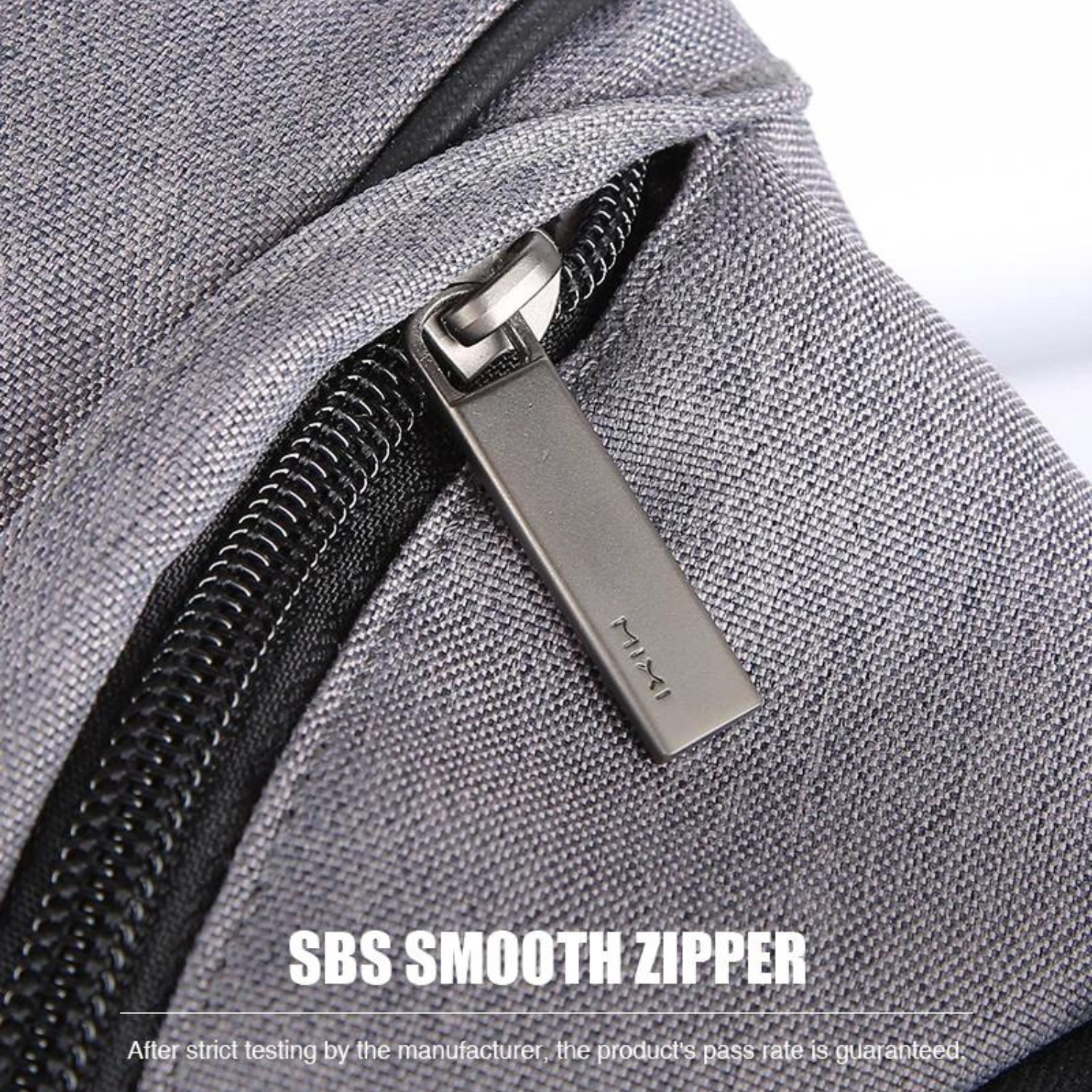 Technisch versierter Sling-Rucksack mit USB-Anschluss