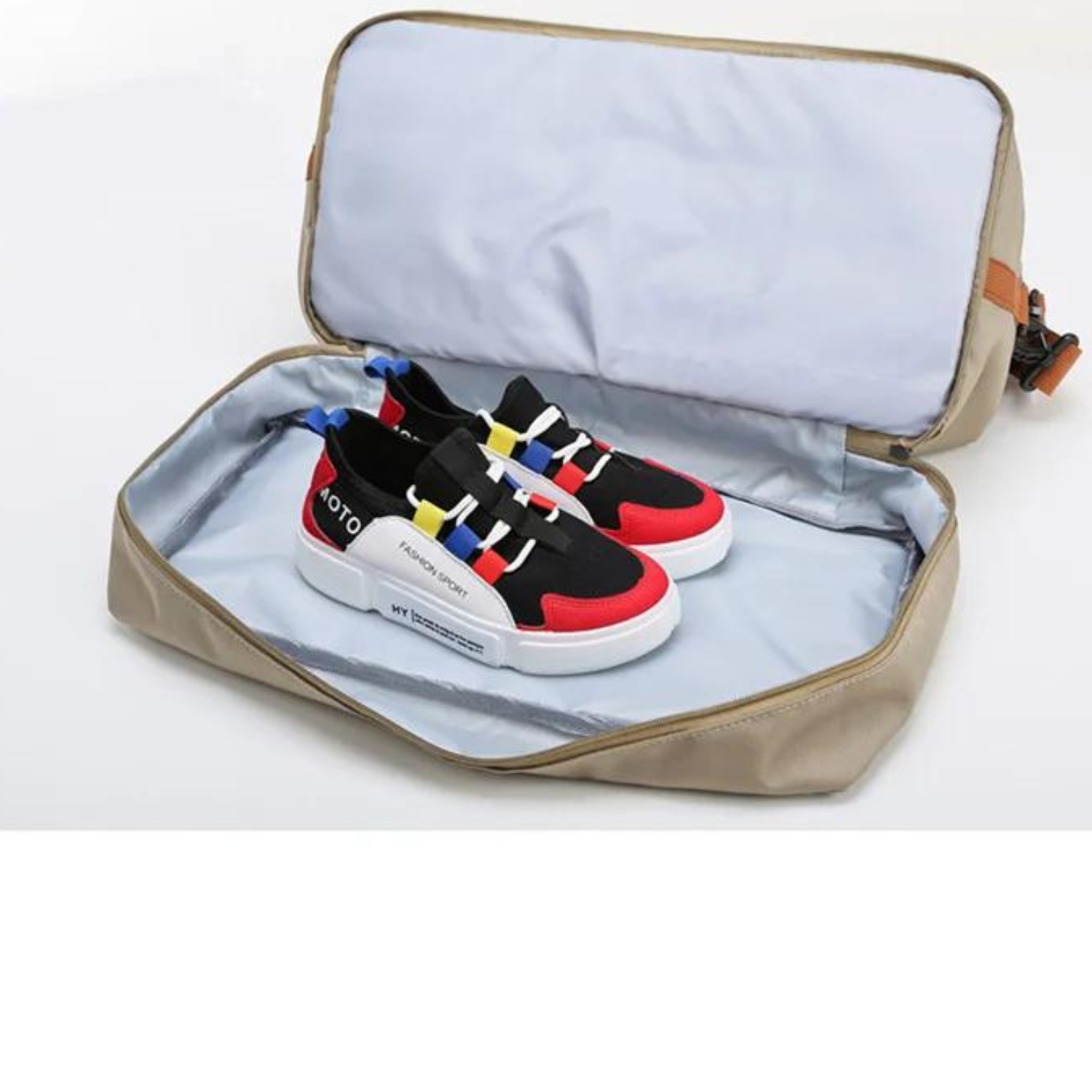 Das Abenteuer wartet: Robuste Reisetasche mit Nass-/Trockenfach