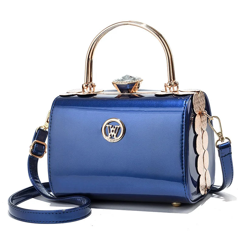 Elegante kleine quadratische Handtasche aus hellem Leder - Hochwertige Damen-Umhängetasche