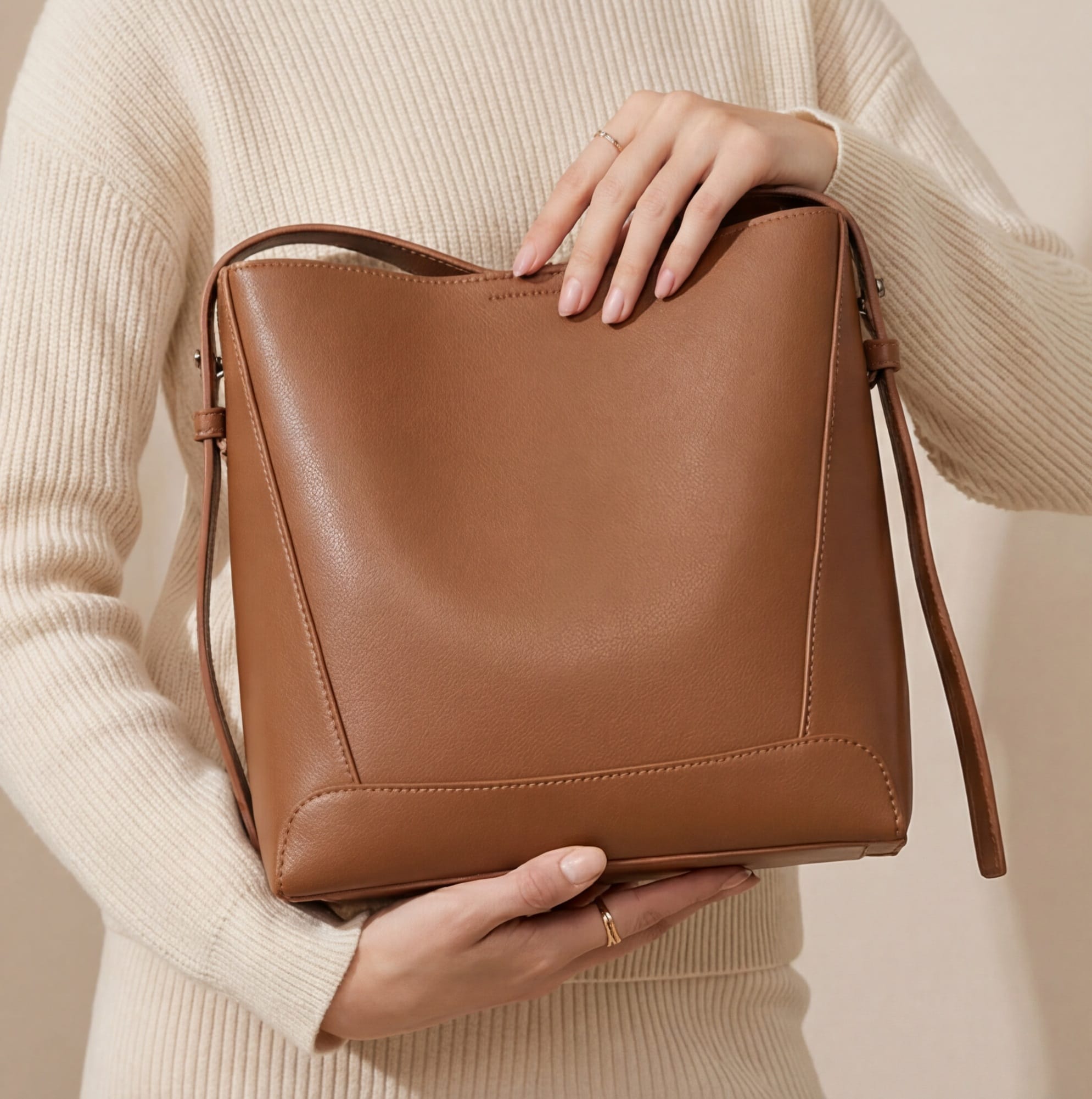 Two-Layer Cow Leather Bucket Shoulder Bag – Large Commuter Tote