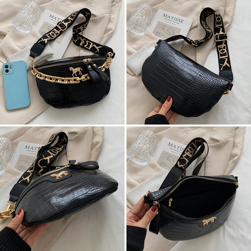 Rote Gürteltasche mit Krokoprägung und goldener Kette