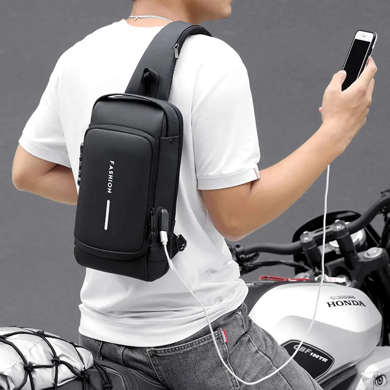 Diebstahlsichere Umhängetasche mit USB-Ladefunktion