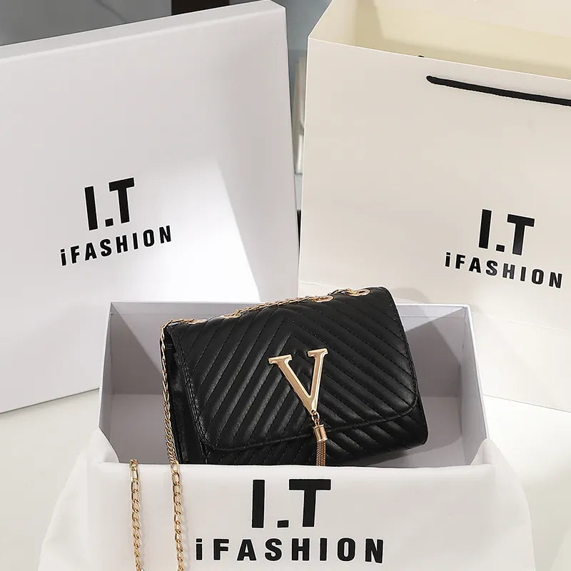 Glamour Night Clutch - Sequined Tassel Crossbody Bag