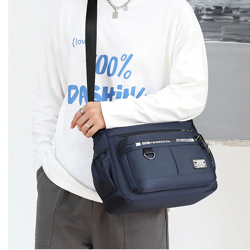 Zeitgenössische urbane Messenger-Tasche