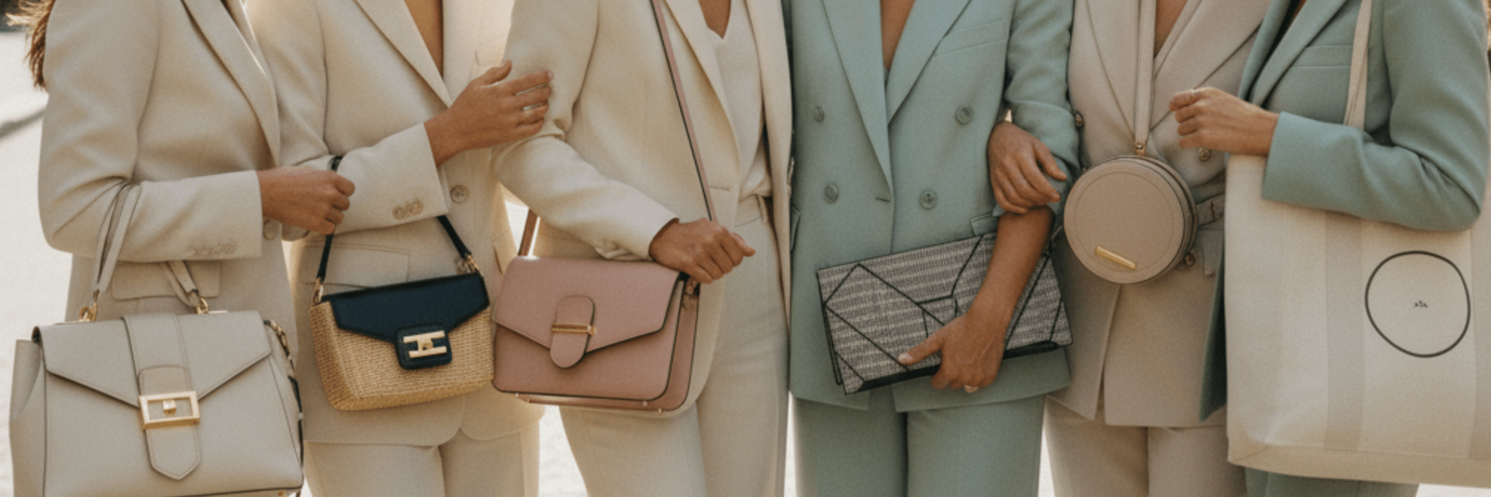 Trending leather bags for women and men at Atriton Shop
