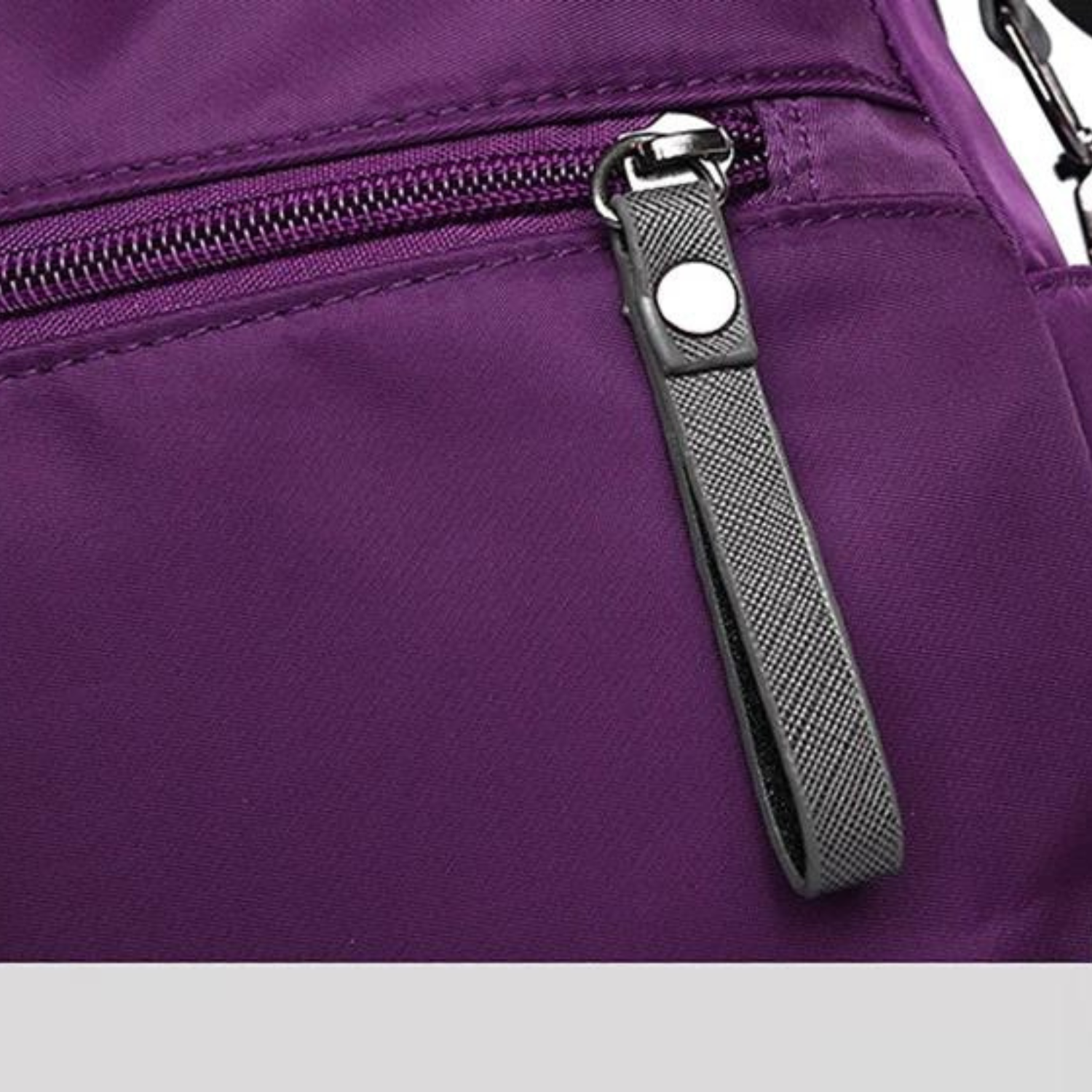 Versatile Nylon Messenger Bag - Chic & Practical