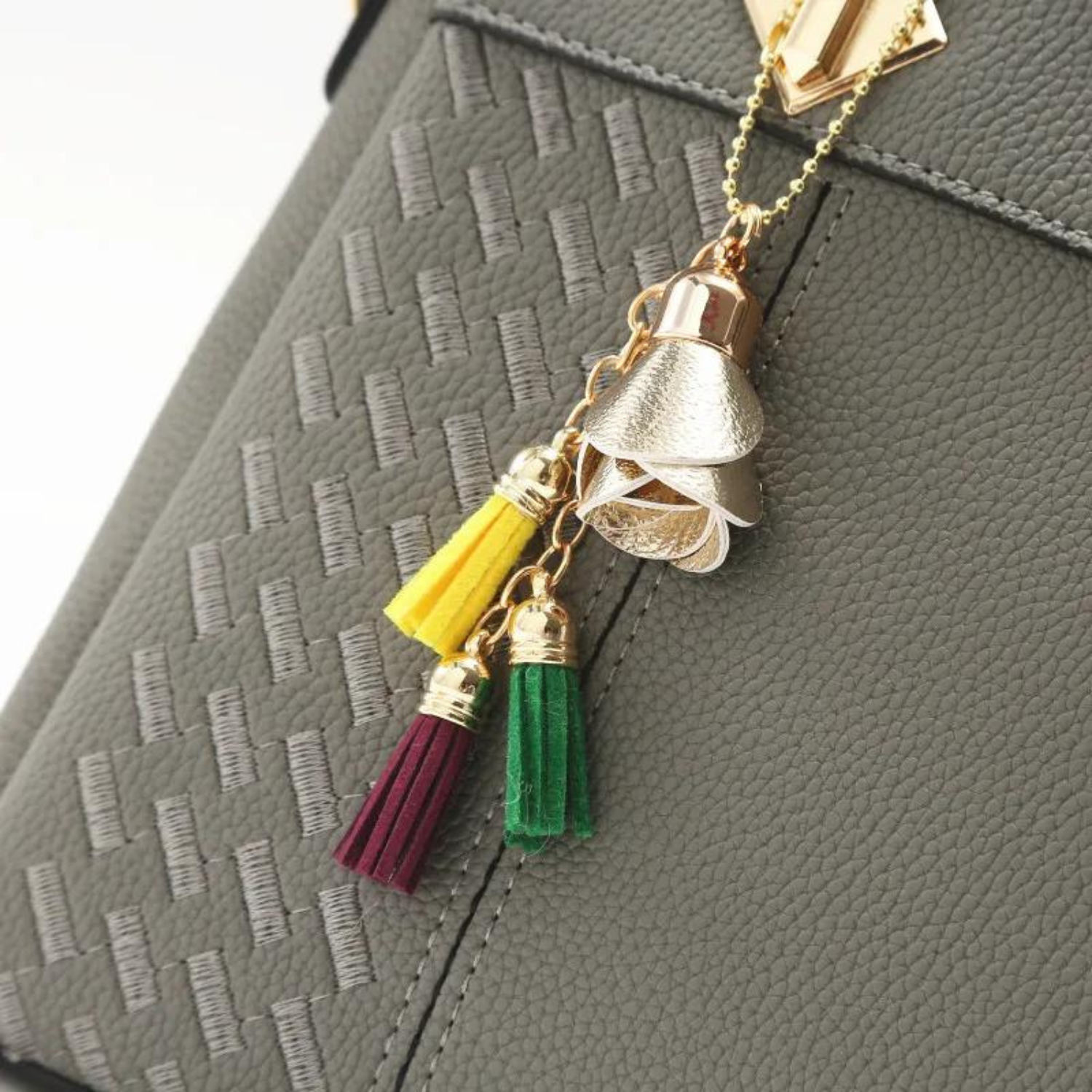 Chic Tassel Charm Crossbody Handbag