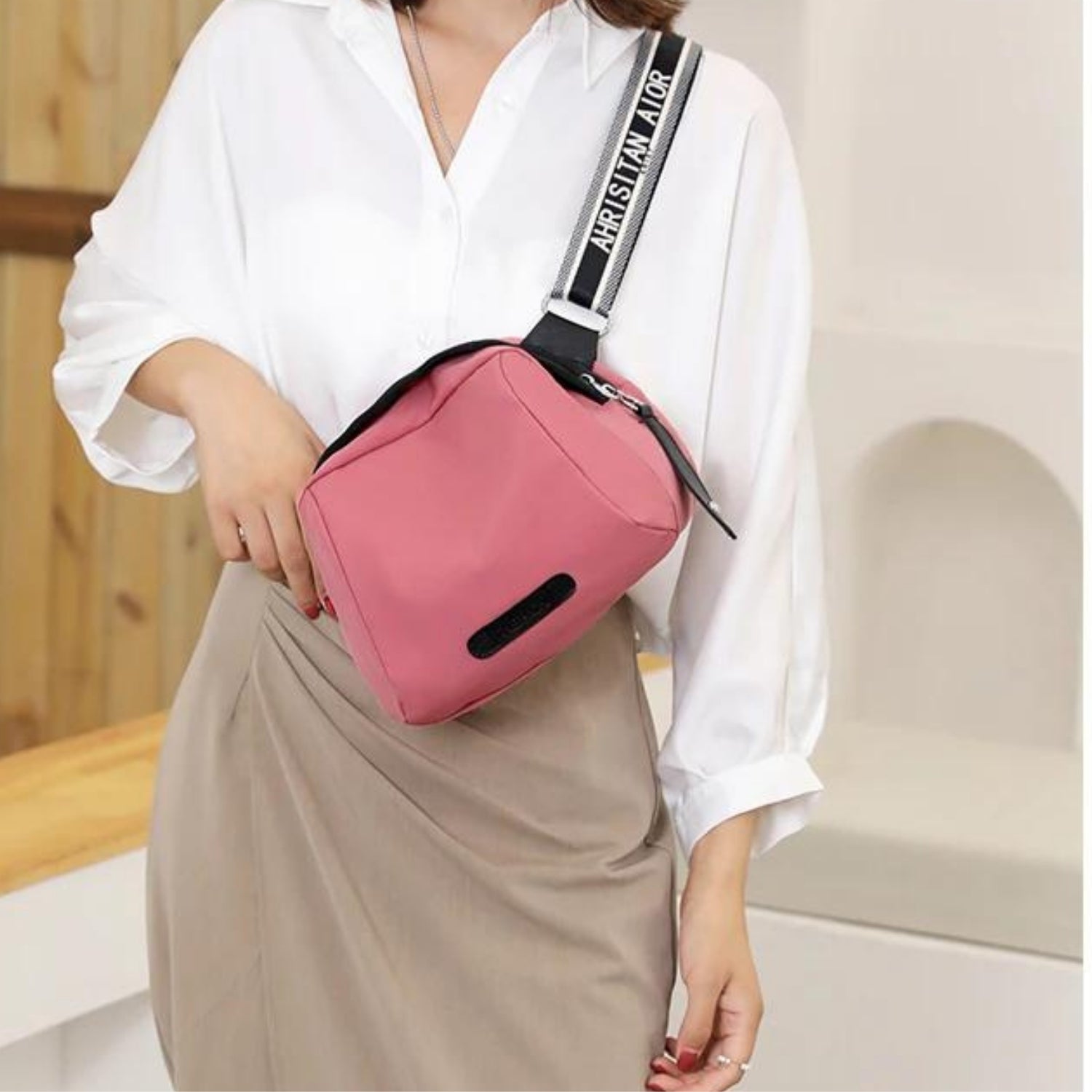 Modern Chic Crossbody Bag