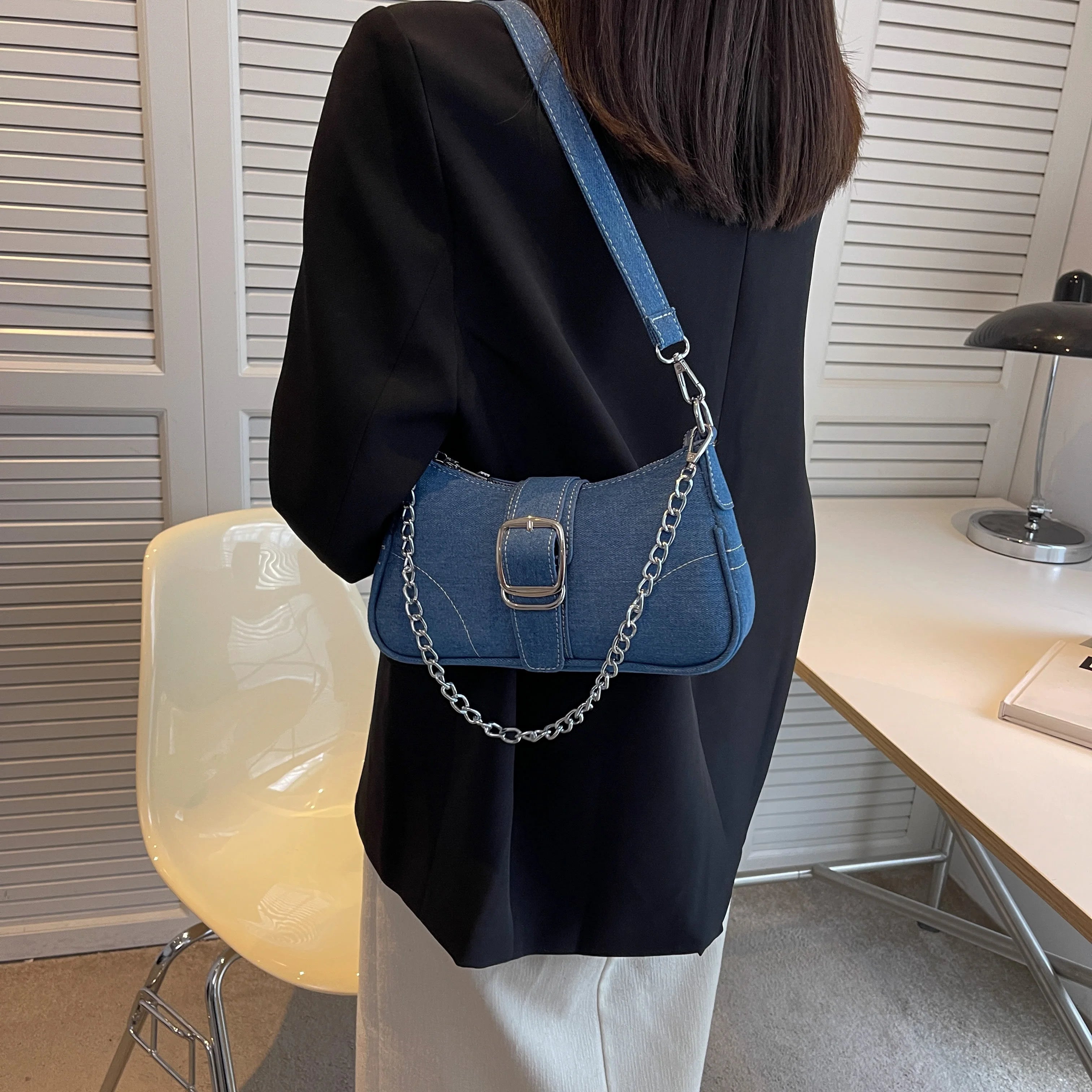 Denim Delight Shoulder Bag: Casual Luxe