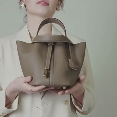 Mia Lock Tote 